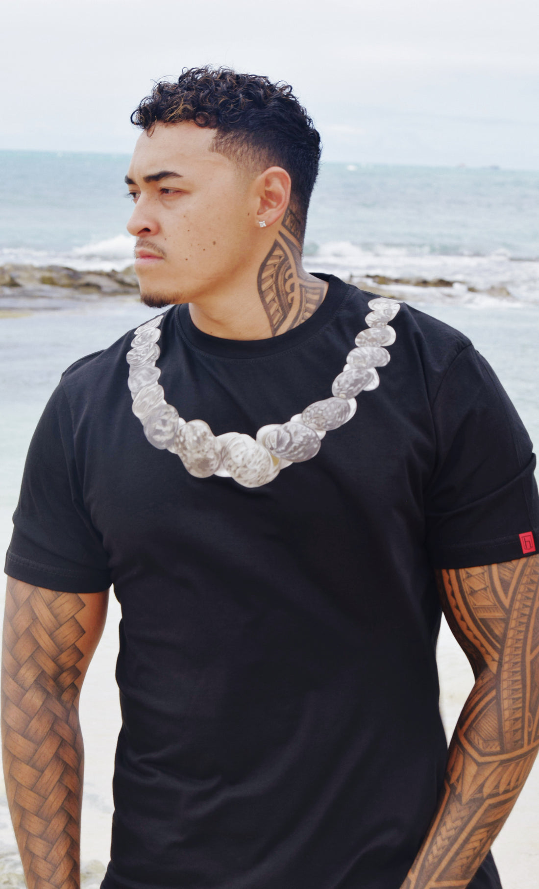 KUPE'E SHELL LEI